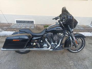 Harley Davidson street glide 103