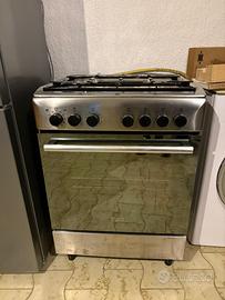 Piano cottura con forno