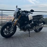 BMW r12 nine T