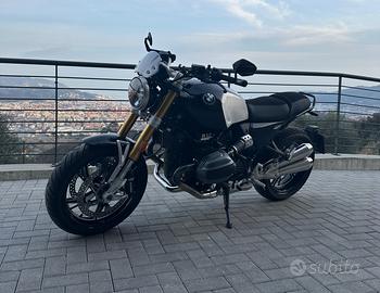 BMW r12 nine T