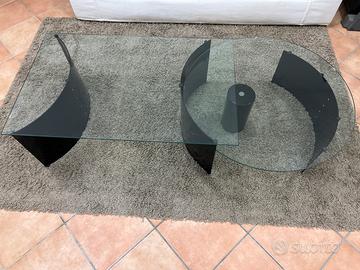 Tavolini in vetro e ferro