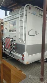 Camper mansardato