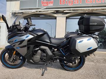 CFMOTO 650 GT