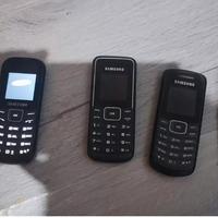 Lotto telefoni cellulari Samsung FUNZIONANTI e non