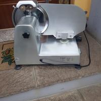 Affettatrice faberluk verticale