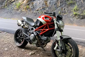 Ducati Monster 796