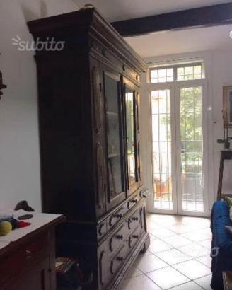 Antica credenza a vetrina doppio corpo fine 800
