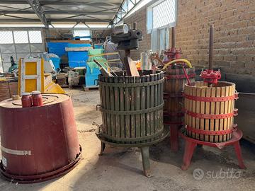 Attrezzatura per produzione vino