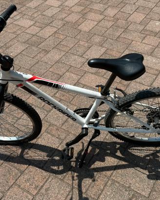 ROCKRIDER ST 100 - 24 POLLICI