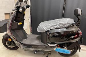 Scooter Sunra Robo S - SOLO RICAMBI