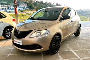 Lancia Ypsilon 1.0 FireFly 5 porte S&S Hybrid Ecoc