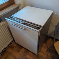 Lavastoviglie Ikea prodotta da Whirlpool 