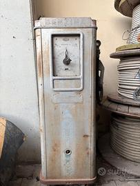 DISTRIBUTORE DI BENZINA BERGOMI