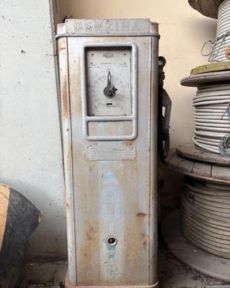 DISTRIBUTORE DI BENZINA BERGOMI