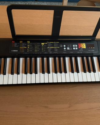 Pianola YAMAHA