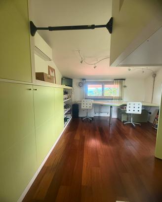 Cameretfa completa con letto a soppalco