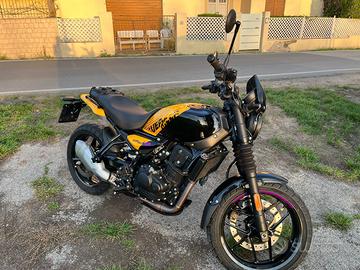 ROYAL ENFIELD Guerrilla 450