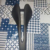 Sella in carbonio per bici da corsa o mtb