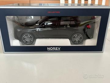 Modellino BMW X5 scala 1/18
