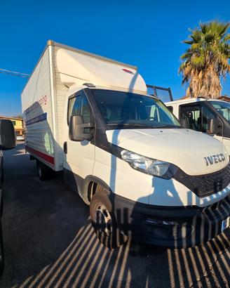 Iveco Daily 35c16 Con Cassa