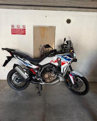 Honda AfricaTwin CRF1100L ES 2025 - 310 KM