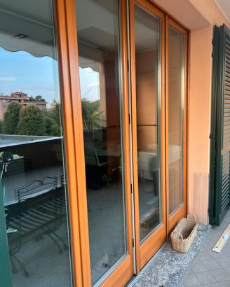 SERRAMENTO IN LEGNO PORTAFINESTRA H240 L260
