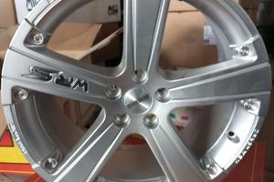 Cerchi in lega MOMO 17" Subaru BRZ - Toyota GT86