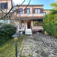 Villa a schiera Scoppito [AM24VRG]