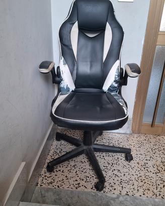 vecchia sedia gaming