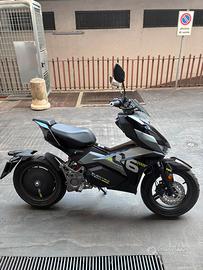 Permuto scambi von Quad Felo Fw06 Elettrica