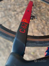 Bicicletta cube gravel  nuroad c62 pro 