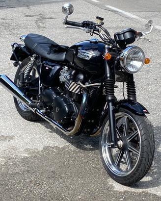 Triumph Boneville