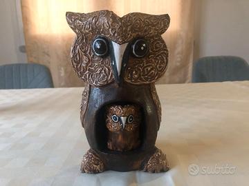 Statuine artigianali di legno mamma e bambino gufo