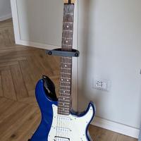 Chitarra Yamaha 012