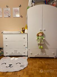 Cameretta, fasciatoio con cassettiera e armadio