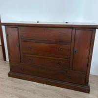 Madia con cassetti e specchio