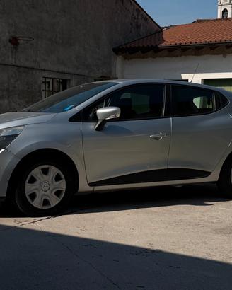 Renault Clio IV Restyling 1.2 16V 75 CV