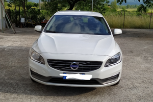 Volvo V60 D2 kinetic 1.6 cambio manuale
