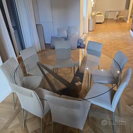 Tavolo e 8 sedie Riflessi