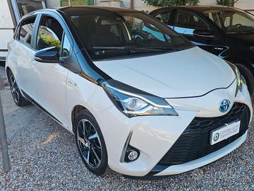 Toyota Yaris 1.5 Hybrid 5 porte Y20 Bitone