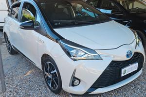 Toyota Yaris 1.5 Hybrid 5 porte Y20 Bitone