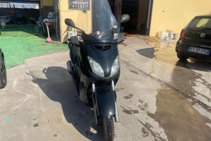 Yamaha X-Max 250 Xmax