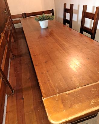 Tavolo in legno