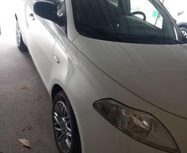 Lancia ypsilon 1.3 multijet 95cv