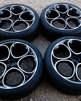 Cerchi e gomme nuove 19 originali alfa romeo
