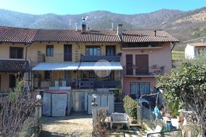 CASA SEMINDIPENDENTE A VAL DELLA TORRE