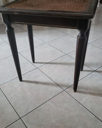 Tavolino in legno e rattan vintage