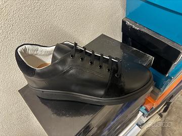 Sneakers camoscio e vitello nero