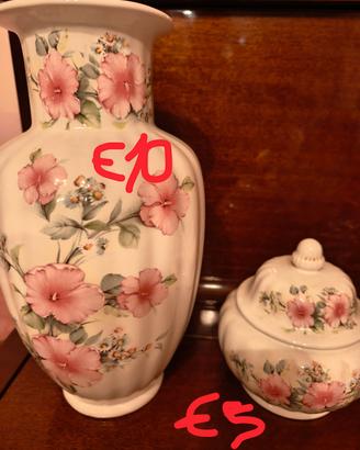 Oggetti in porcellana/ cristallo / vetro 