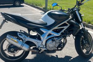 Suzuki Gladius 650 (2009) - 37.000 km